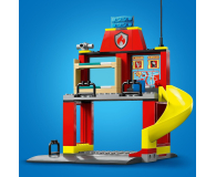 LEGO City 60375 Remiza strażacka i wóz strażacki - 1091241 - zdjęcie 2